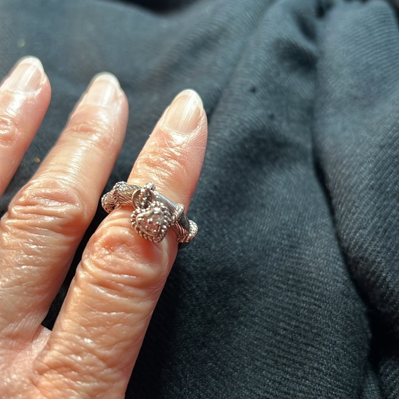 Vintage Judith Ripka size 6, 925 Sterling Silver Heart Ring.